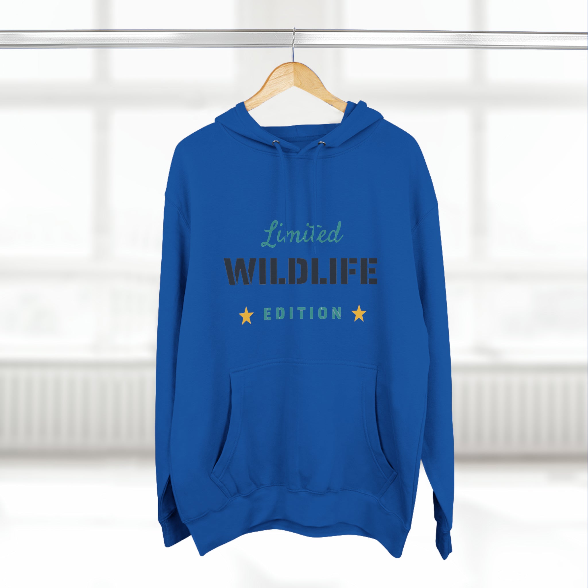 Serpent (wildlife) Premium Pullover Hoodie