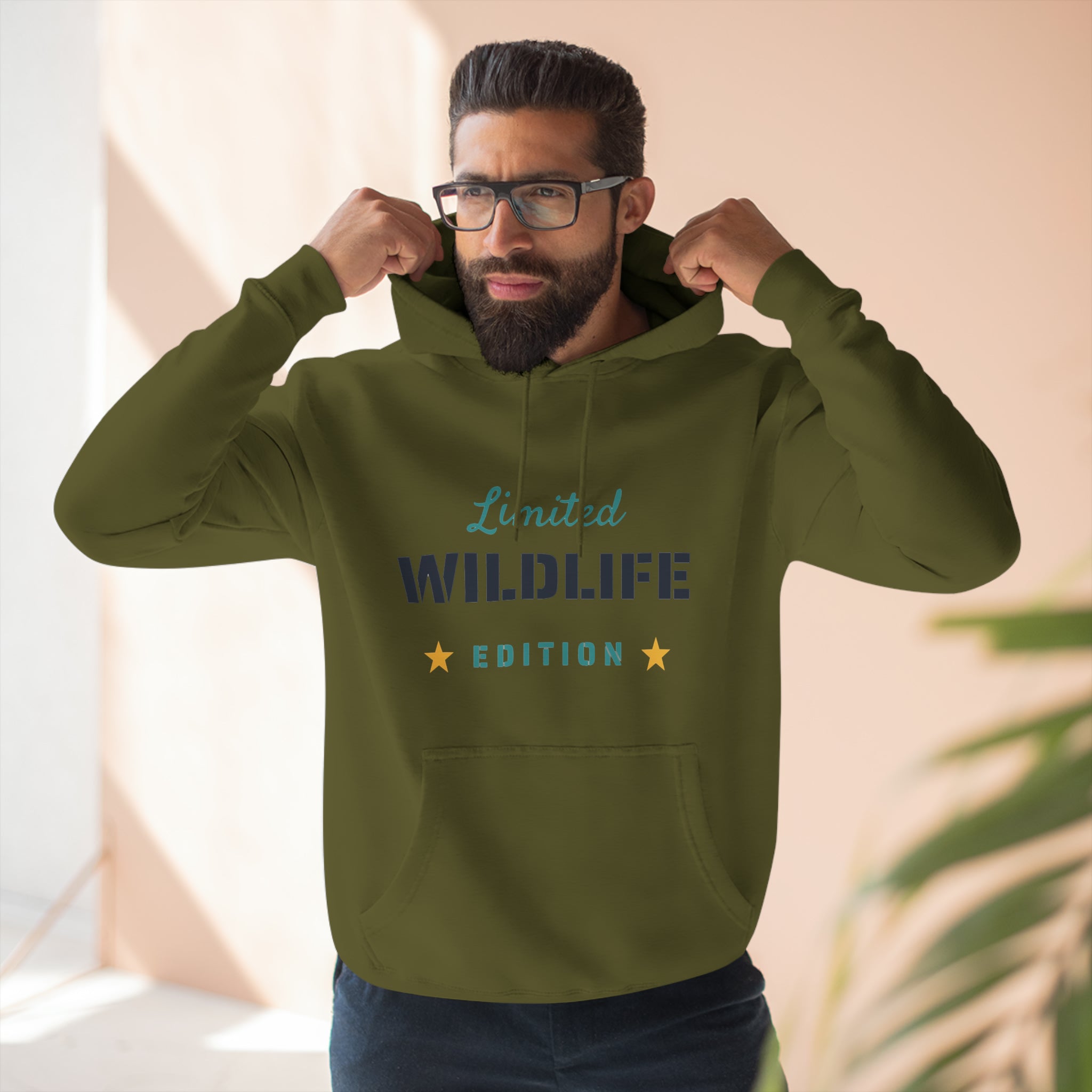 Serpent (wildlife) Premium Pullover Hoodie