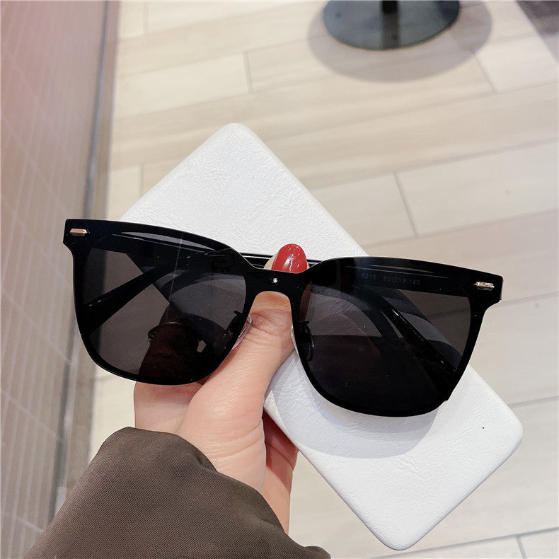 female big frame round sunglasses